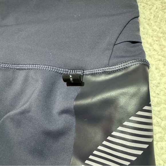 ATHLETA Allyson Felix Legend Shortie Blue Size Xs - Picture 4 of 12